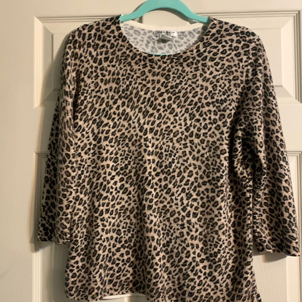 Leopard tops X2